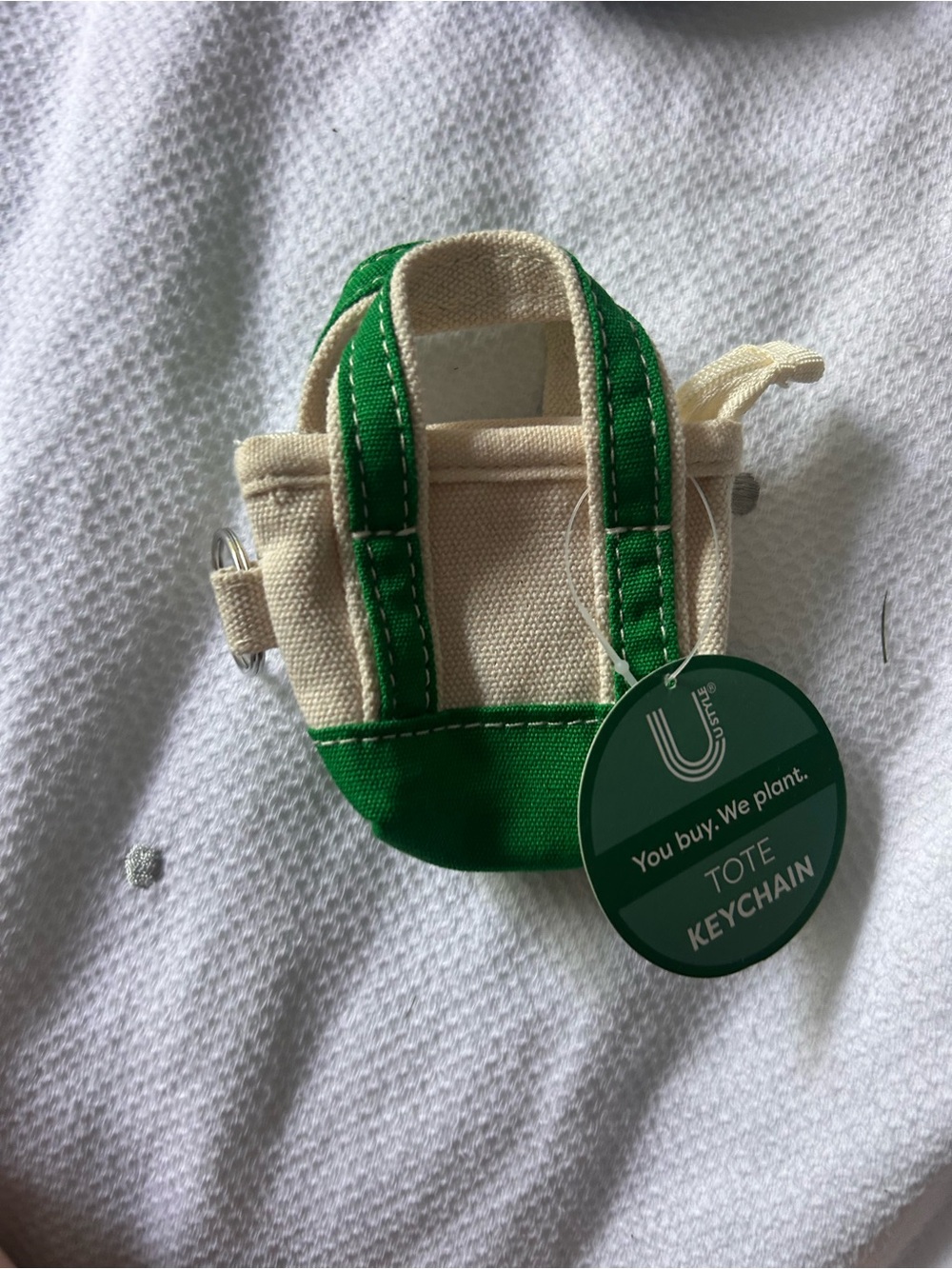 Tote Keychain in Green and Cream